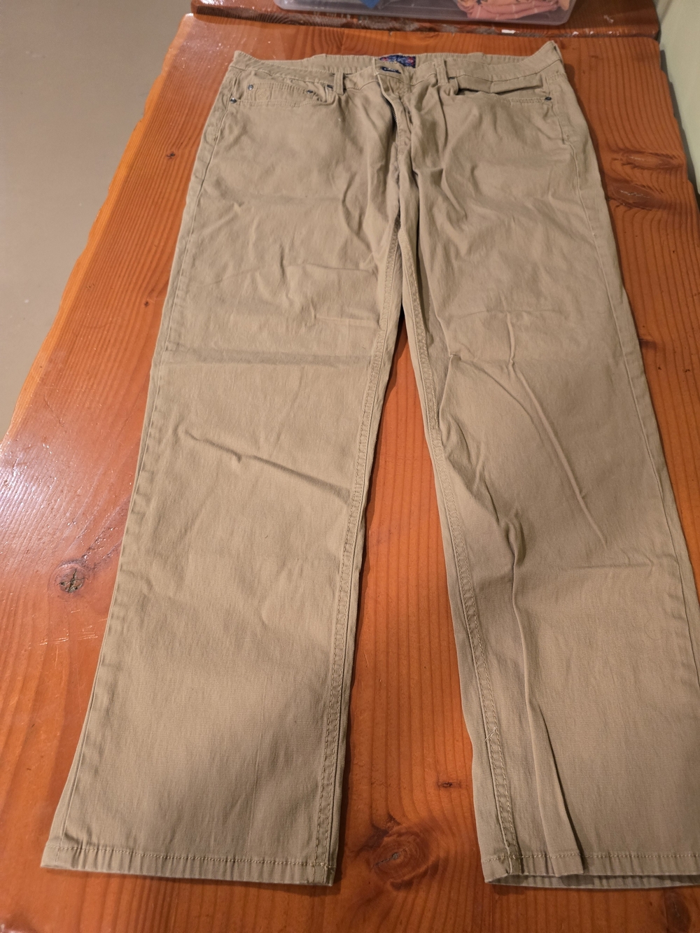 Men's Khaki Straight-Leg Pants